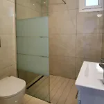 Apartment Phaedrus Living *