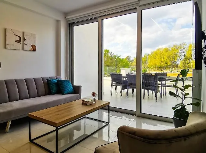 Apartamento Phaedrus Living Paphos