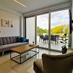 Apartment Phaedrus Living - Seaside Deluxe Flat Harbour 107 Paphos