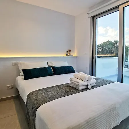 Apartmán Phaedrus Living *
