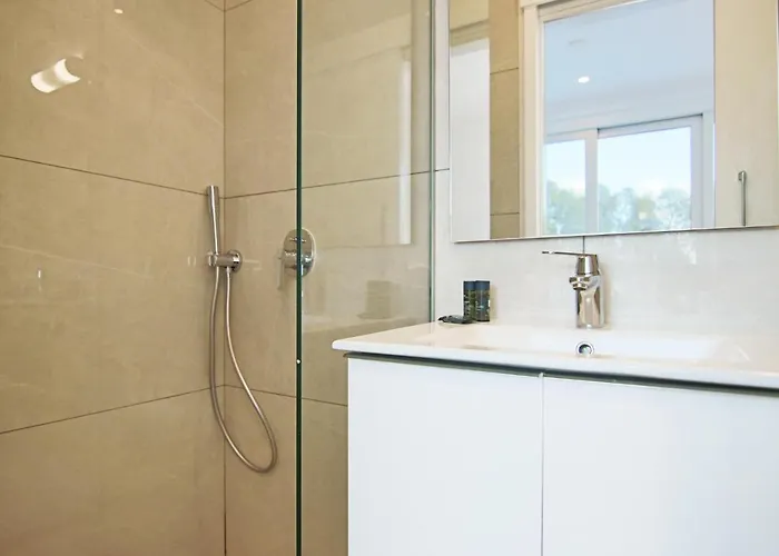 Phaedrus Living Апартаменты *